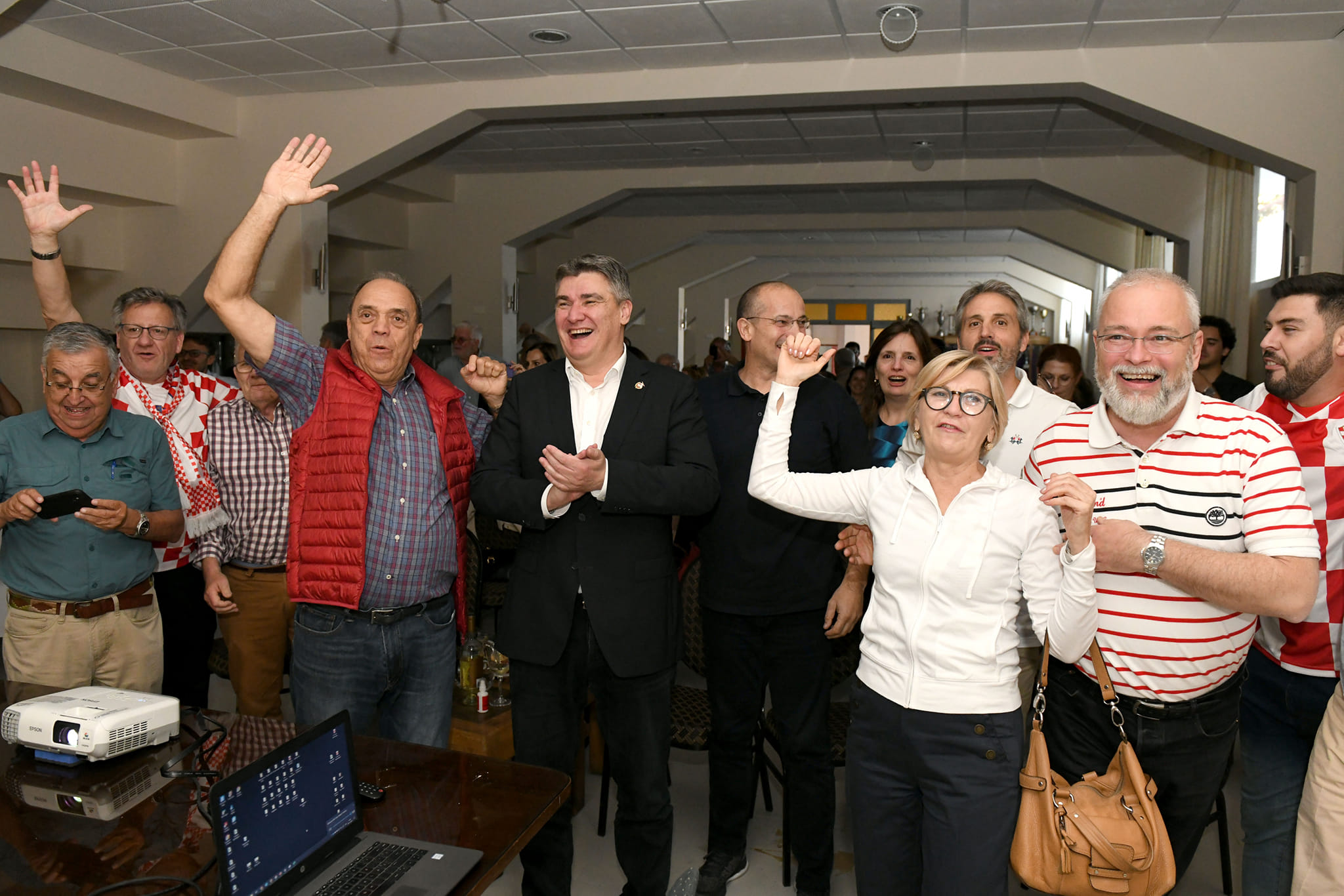 Festejos del presidente Zoran Milanović en Antofagasta. Fuente: Facebook.