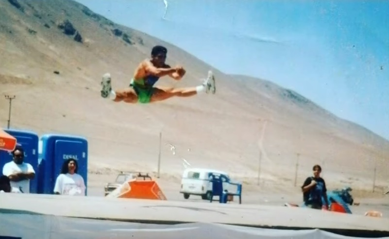 Rodrigo Villegas en los años '90. Foto de Casa Estudio de Chilevisión.